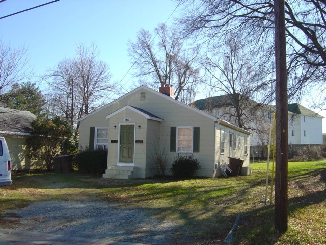 Foto principal - 1 BR Duplex near UNCG, Lawn Service included