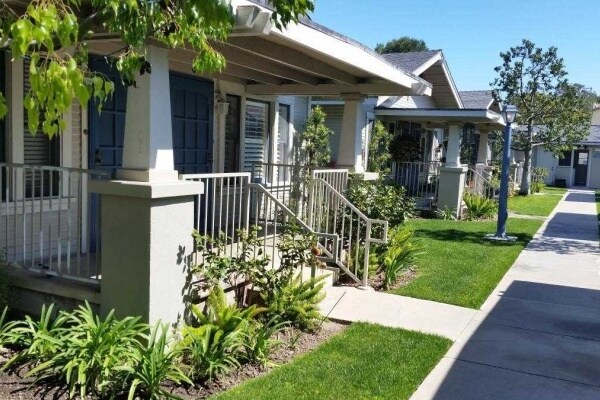 Primary Photo - 116 S Olive St