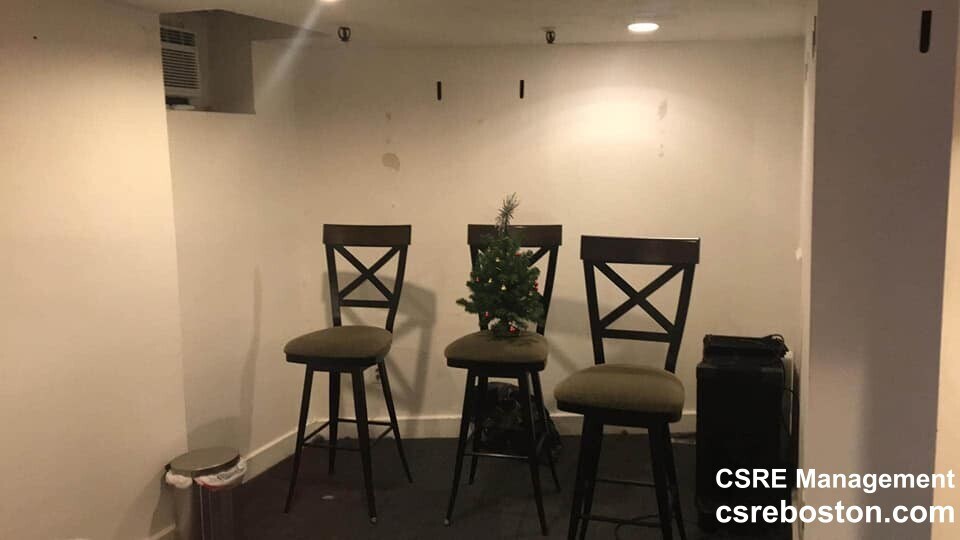 Building Photo - 32 Saint Stephen St