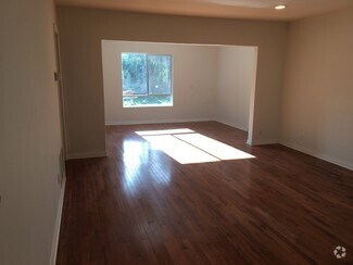 Building Photo - 16806 Mooncrest Dr