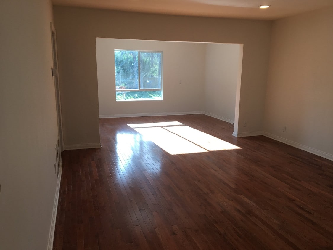 Primary Photo - 16806 Mooncrest Dr