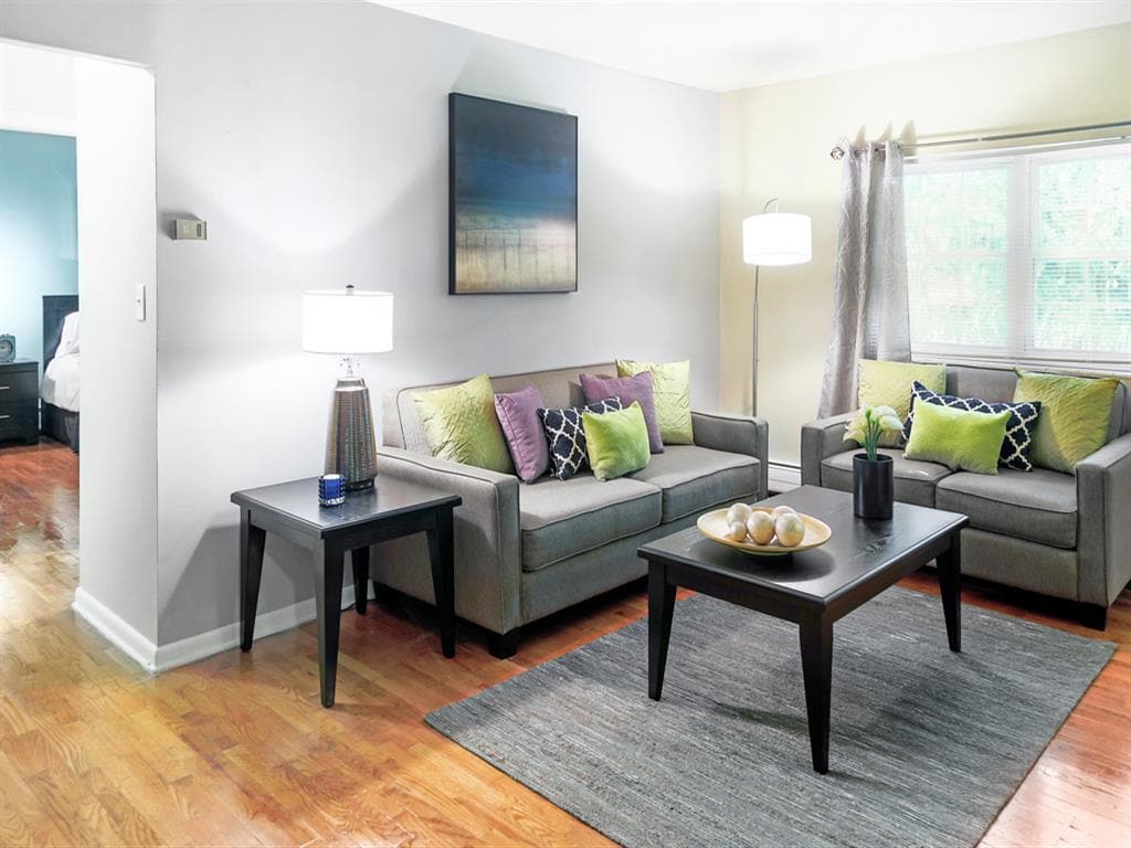 Society Hill Apartments primary photo