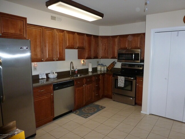 Foto del edificio - 434A Andover Dr