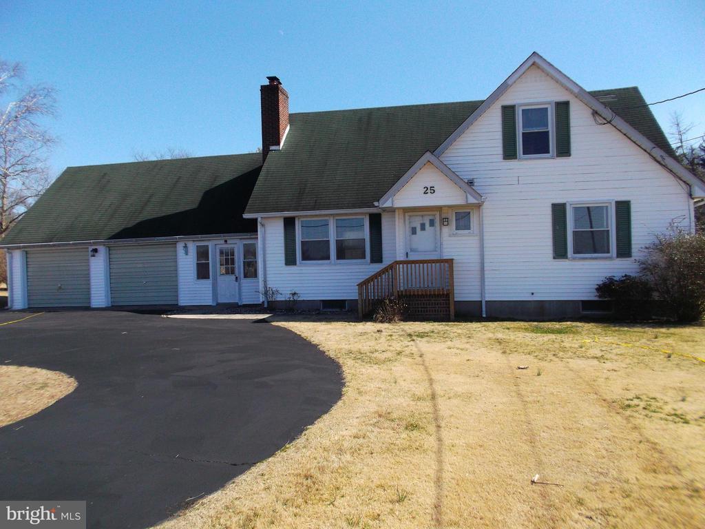 Primary Photo - 25 Pemberton Vincentown Rd