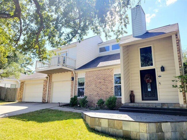 Foto del edificio - 219 April Waters Dr W