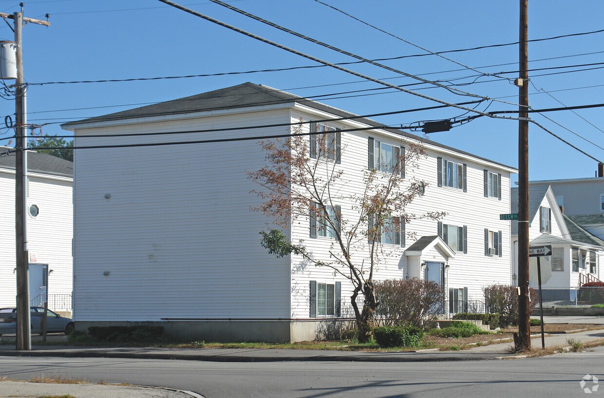 Building Photo - 300 Silver St