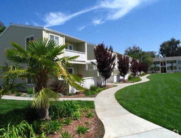 Brentwood Villa Student Apartments For Rent - Brentwood, CA - 12 ...