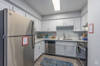 Interior Photo - Allanza at The Lakes