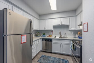Interior Photo - Allanza at The Lakes