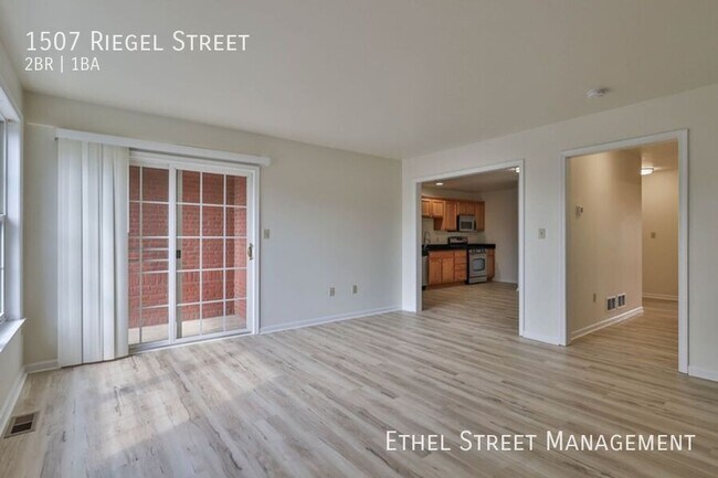 Foto del edificio - 1507 Riegel St