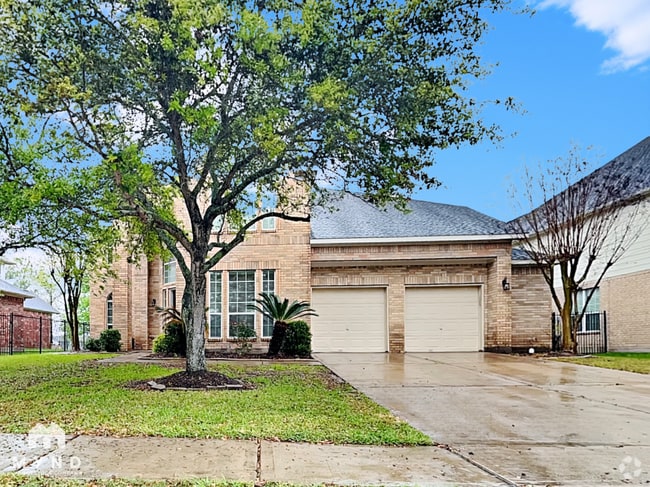 Building Photo - 7711 Summer Shore Dr