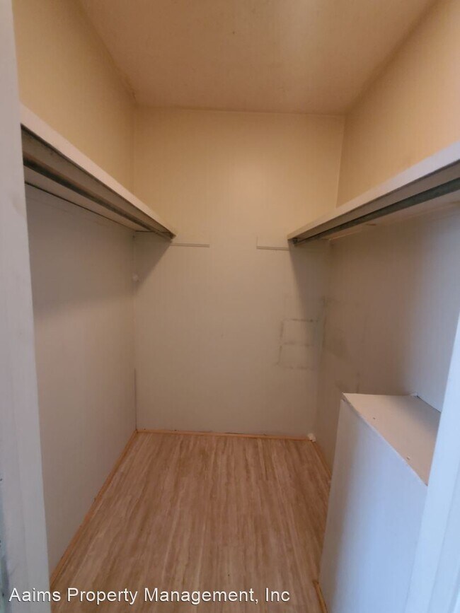 Building Photo - 2 br, 1.5 bath House - 6442-B Applecross A...