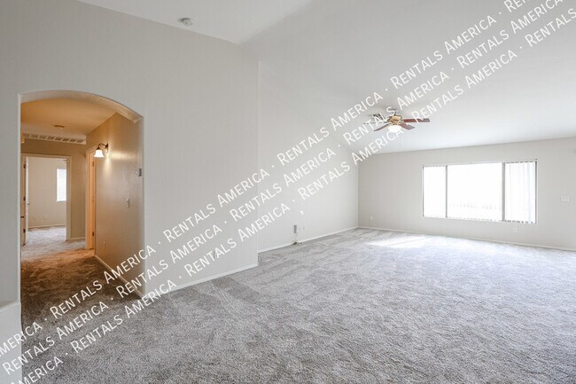 Building Photo - 6718 S Garnet Way