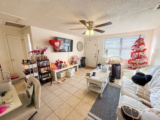 Foto del edificio - 922 SW 6th Ave