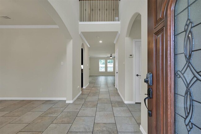 Building Photo - 100 S Sawbridge Cir