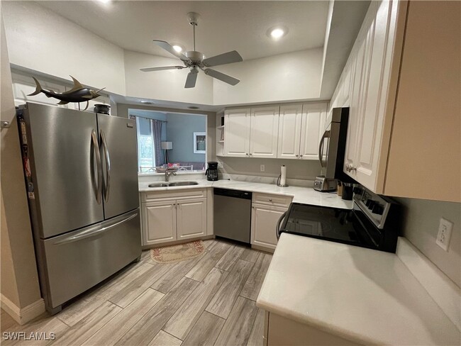 Foto del edificio - 1130 Partridge Cir