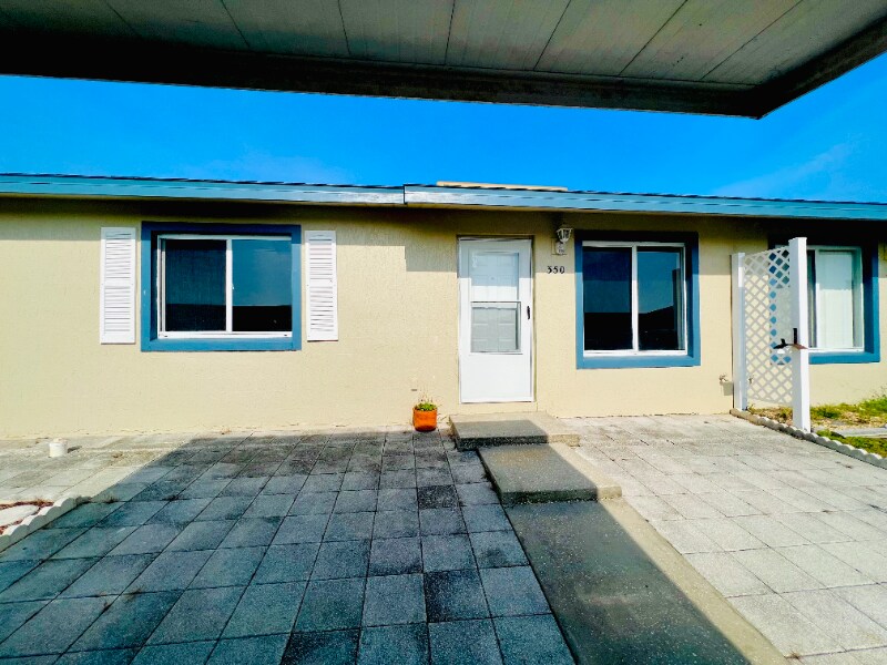 Primary Photo - 350 Winter Ridge Blvd