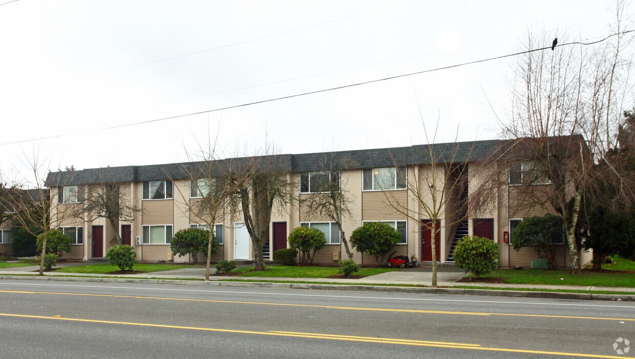 Primary Photo - Whitworth Apartments