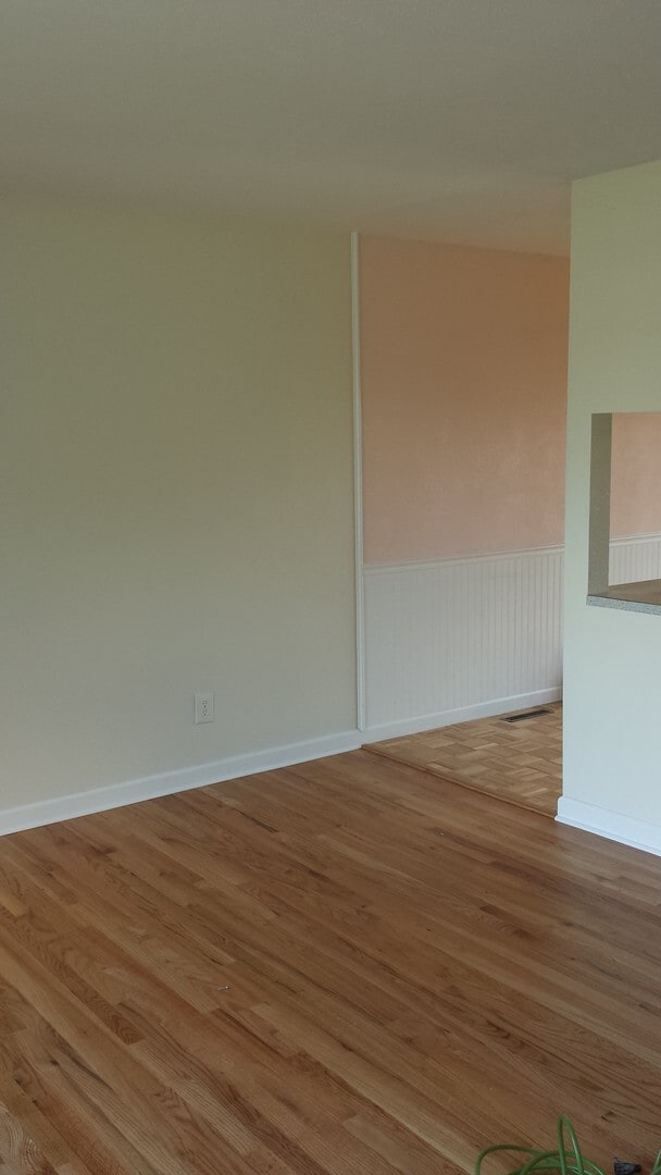 Building Photo - 19 E 17th Ave