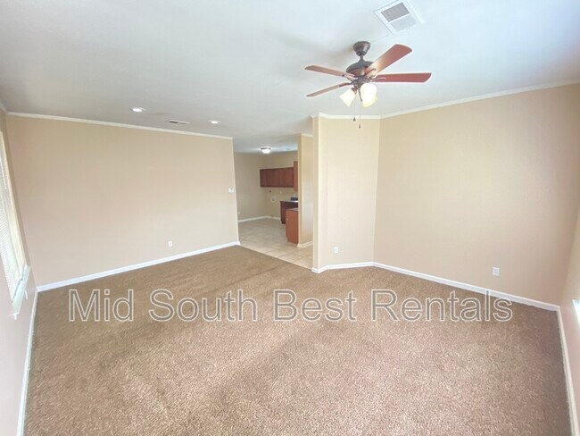 Foto del edificio - 1368 Gill Ave