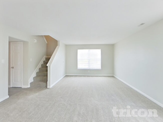 Building Photo - 9546 Gull Lake Dr