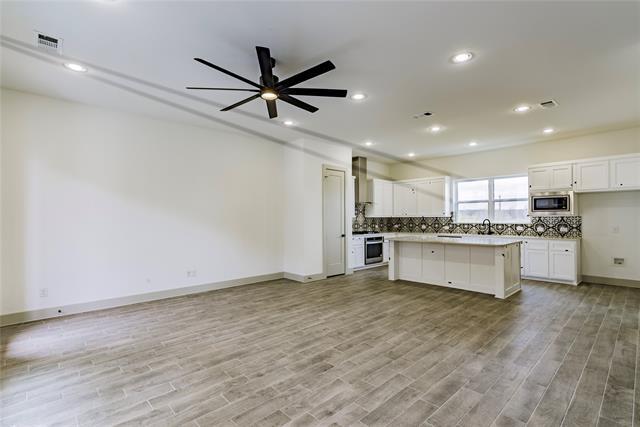 Foto del edificio - 2637 Carolwood Ln