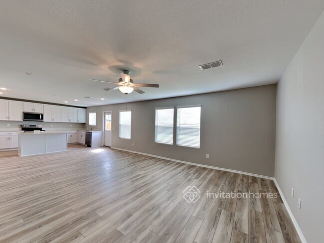 Building Photo - 1203 Autumn Mist Ln