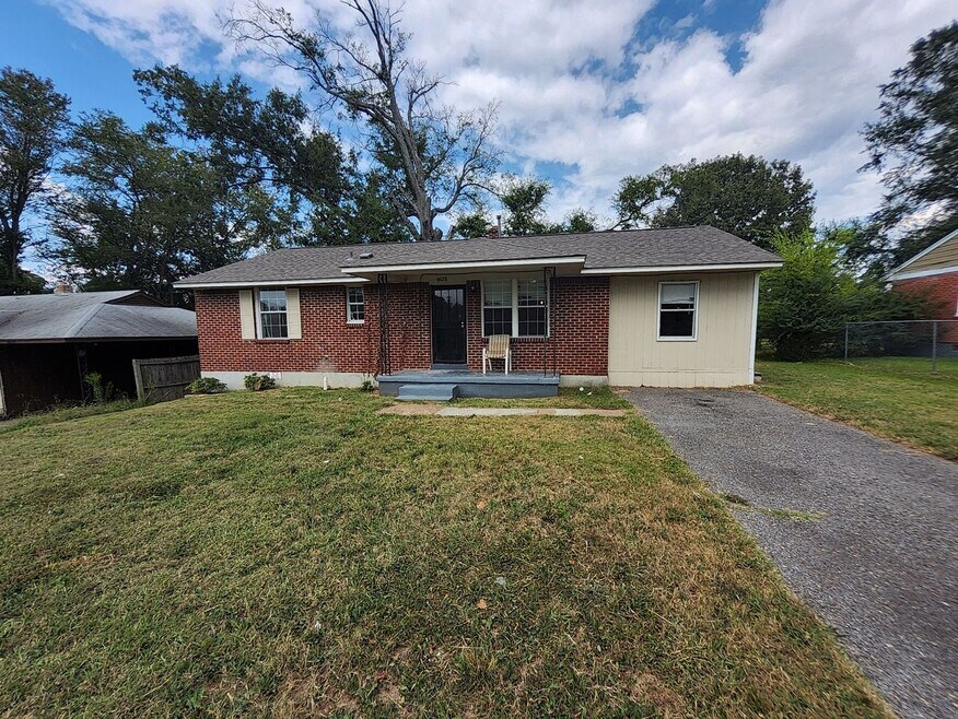 4628 Windward Dr