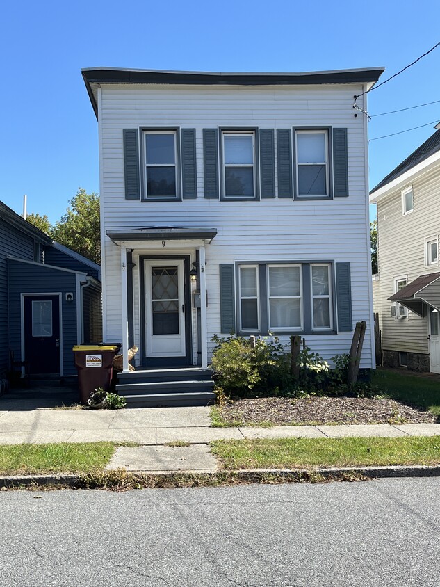 Primary Photo - 9 Cherry St