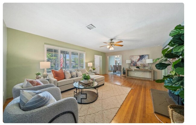 Building Photo - 5010 Randlett Dr