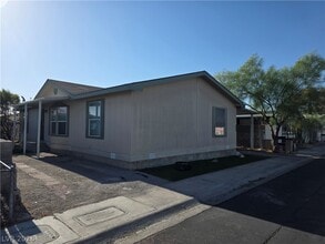 Building Photo - 3560 Estes Park Dr