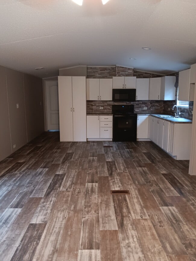 Foto del edificio - ???? This Week Only! Move-In Special on a Beautiful 3BR/2BA Country Home – Minutes from Colliervi...