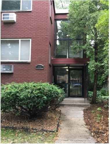 Condo Front of building. - 2112 Garfield Ave