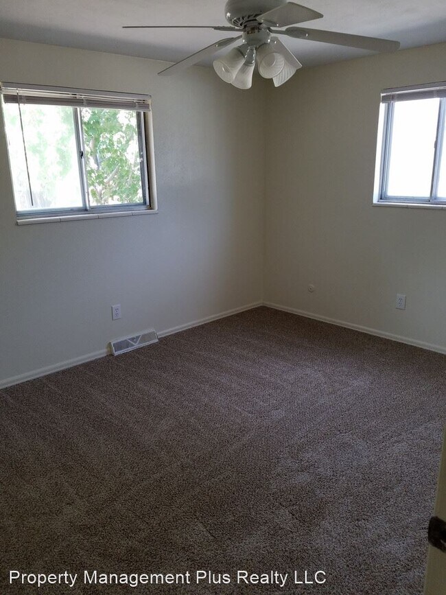 Building Photo - 5 br, 2 bath House - 1723 Danbury Dr