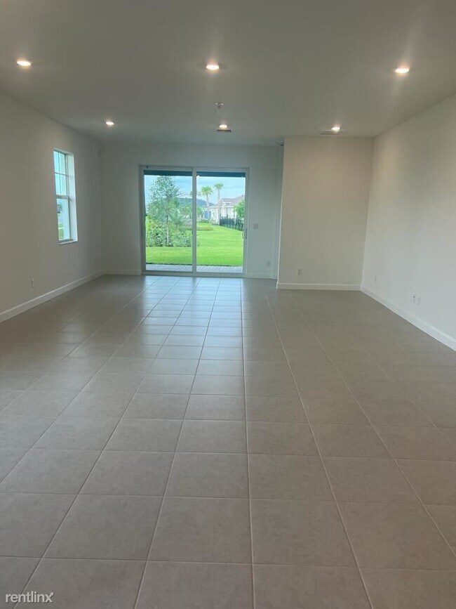 Building Photo - 3 br, 2 bath House - 1215 Tangled Orchard ...