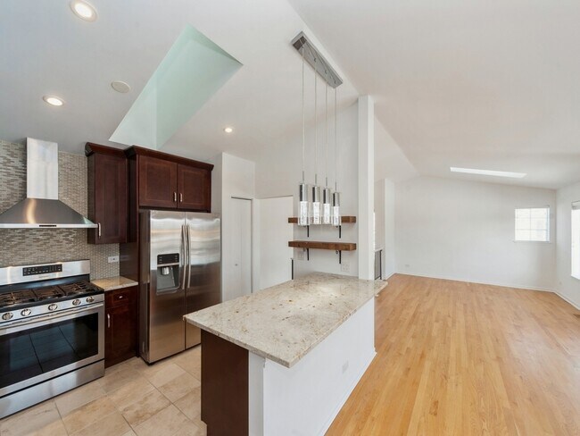 Building Photo - 2689 S Embers Ln