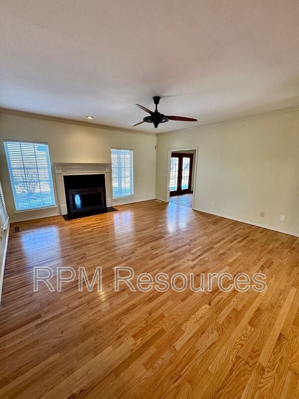 Building Photo - 6213 N Woodcreek Ct