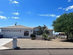 Building Photo - 2237 San Juan Dr