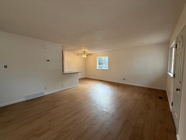 Foto del edificio - Cute Updated 2 Bedroom House