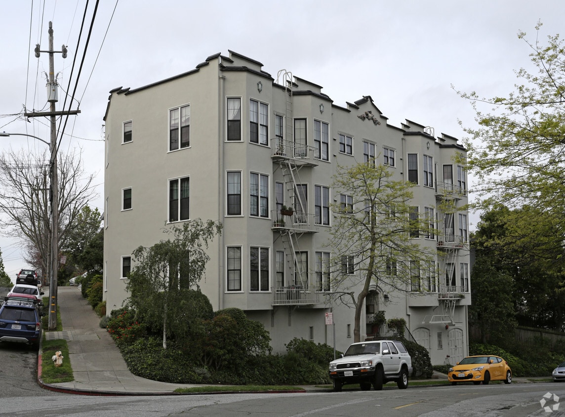 Primary Photo - 287 Mather St