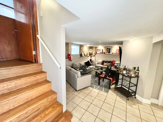 Foto del edificio - 5536 N Major Ave