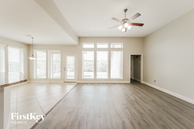 Foto del edificio - 29006 Oldfield Ct