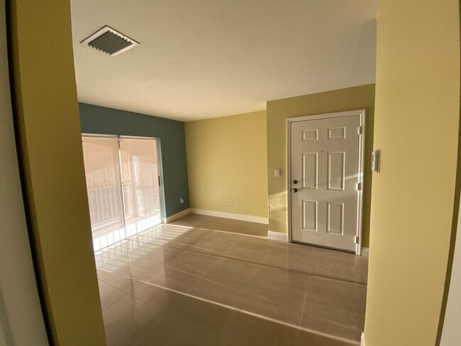 Foto del edificio - 2850 W 80th St