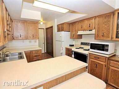 Building Photo - 2 br, 2 bath House - 2420 8th St SW