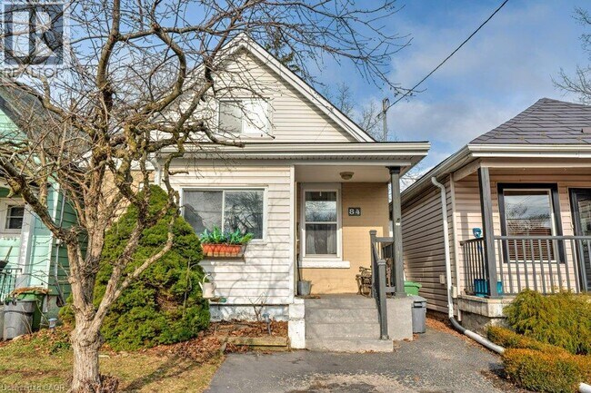 Photo du bâtiment - 84 E 24th St