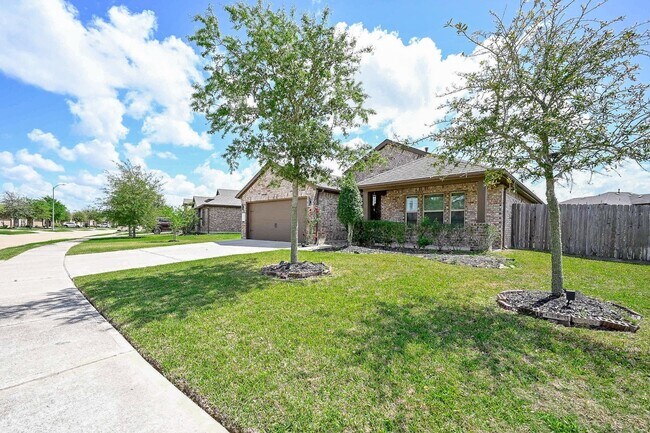 Building Photo - 18335 Stablewood Manor Trail
