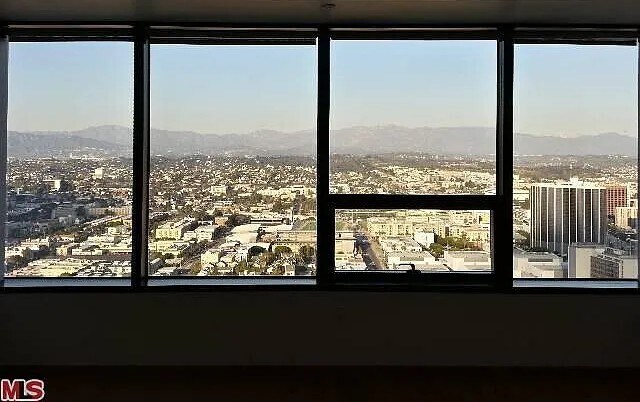 Foto del edificio - 1100 Wilshire Blvd