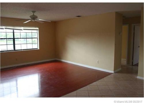 Foto del edificio - 3653 NW 94th Ave