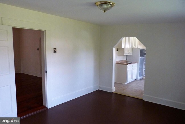 Building Photo - 3135 Rockland Rd