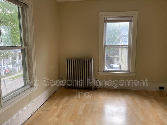 Foto del edificio - 21 Lafayette Pl